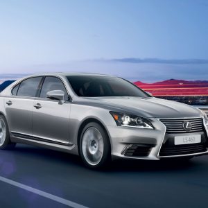 Lexus LS 460